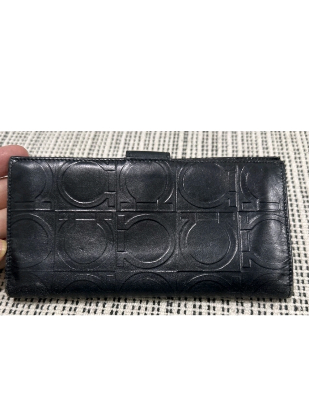 Salvatore Ferragamo Black Embossed Leathe Wallet - Picture 3 of 13